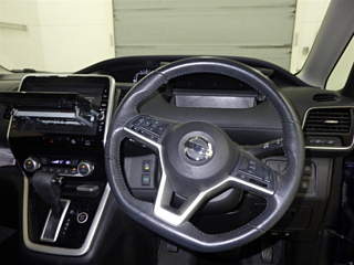 NISSAN SERENA 2019