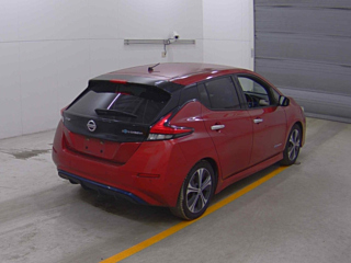 NISSAN LEAF 2018