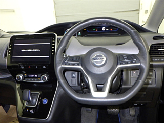 NISSAN SERENA 2020