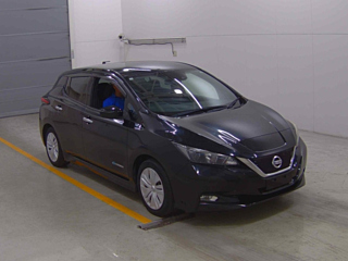 NISSAN LEAF 2018