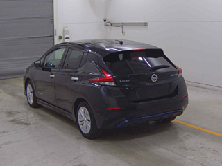NISSAN LEAF 2018