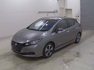 NISSAN LEAF 2022