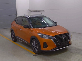 NISSAN KIX 2022