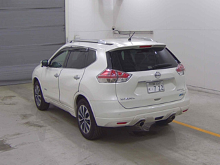 NISSAN X-TRAIL 2015