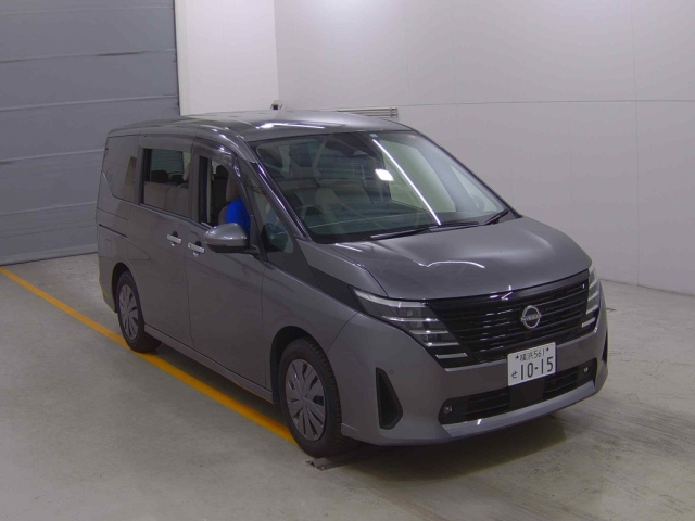 NISSAN SERENA 2023