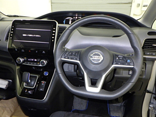NISSAN SERENA 2020