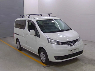 NISSAN NV200 2020