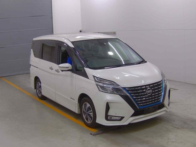 NISSAN SERENA 2020