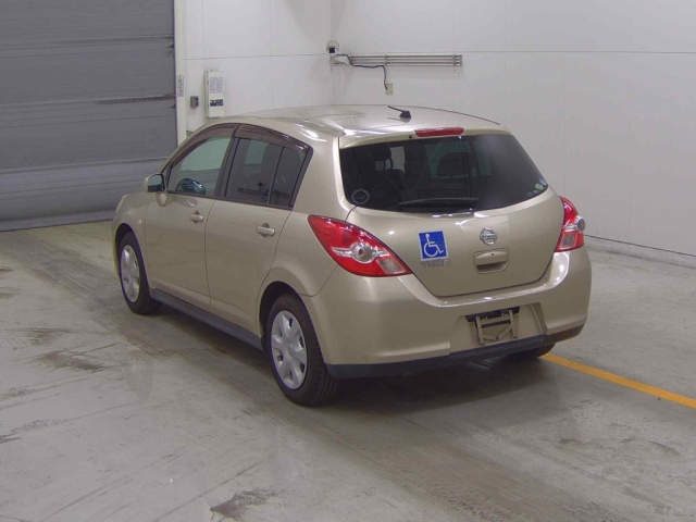 NISSAN TIIDA 2009