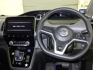 NISSAN SERENA 2019