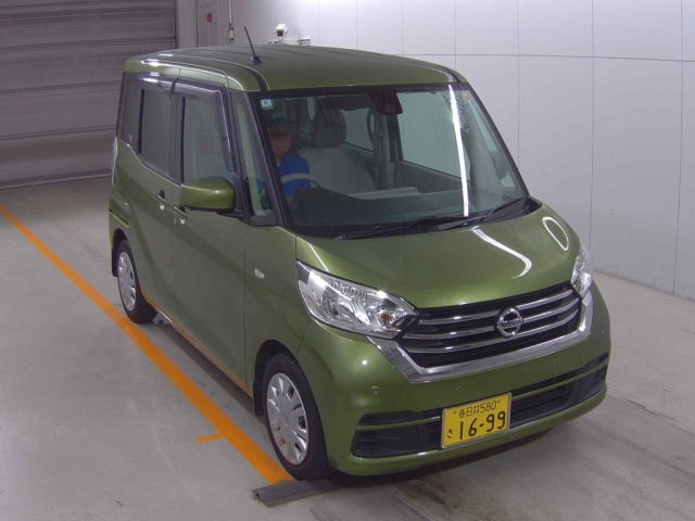 NISSAN DAYZ ROOX 2019
