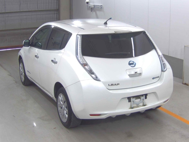 NISSAN LEAF 2014