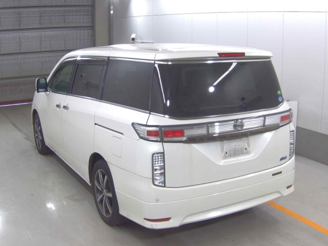 NISSAN ELGRAND 2012