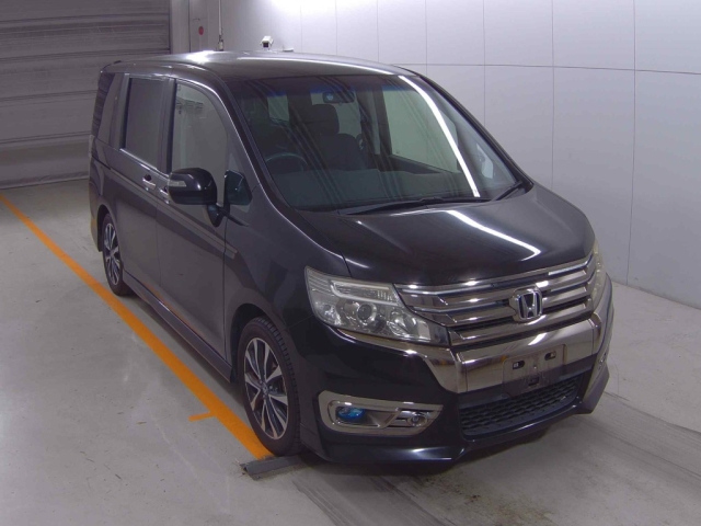 HONDA STEP WAGON 2012