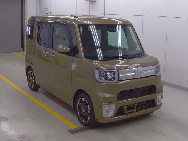 DAIHATSU WAKE 2020