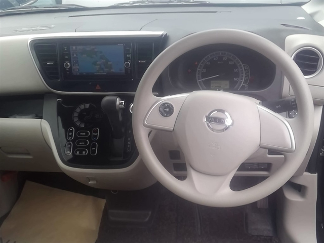 NISSAN DAYZ ROOX 2020
