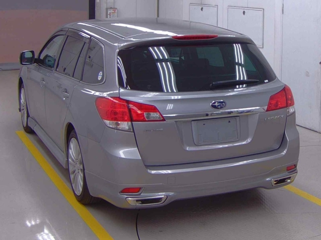 SUBARU LEGACY 2011