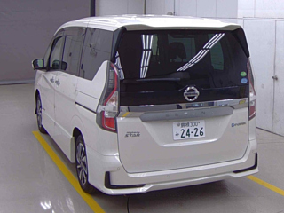 NISSAN SERENA 2019
