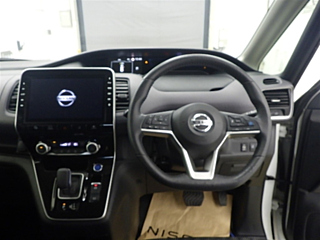 NISSAN SERENA 2019