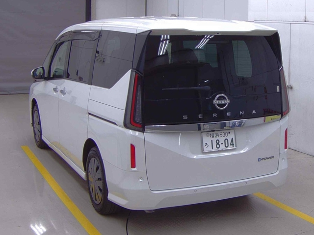 NISSAN SERENA 2023