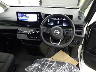 NISSAN SERENA 2023