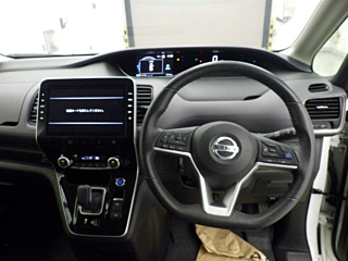 NISSAN SERENA 2020