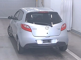 MAZDA DEMIO 2011