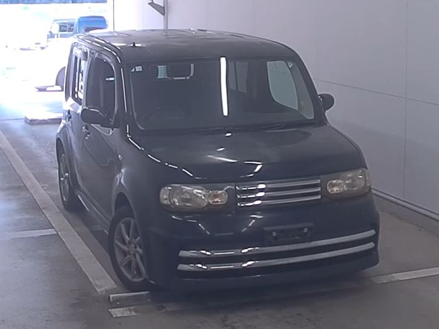 NISSAN CUBE 2010