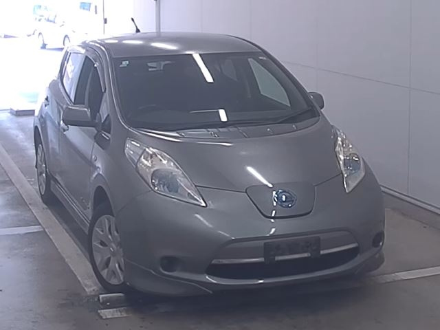 NISSAN LEAF 2014