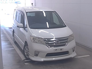 NISSAN SERENA 2013