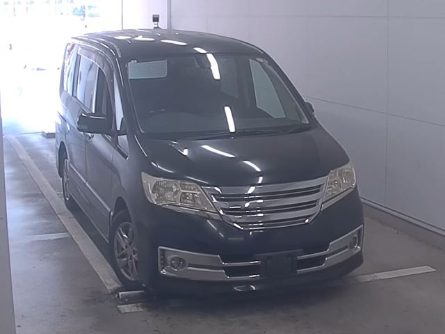 NISSAN SERENA 2011