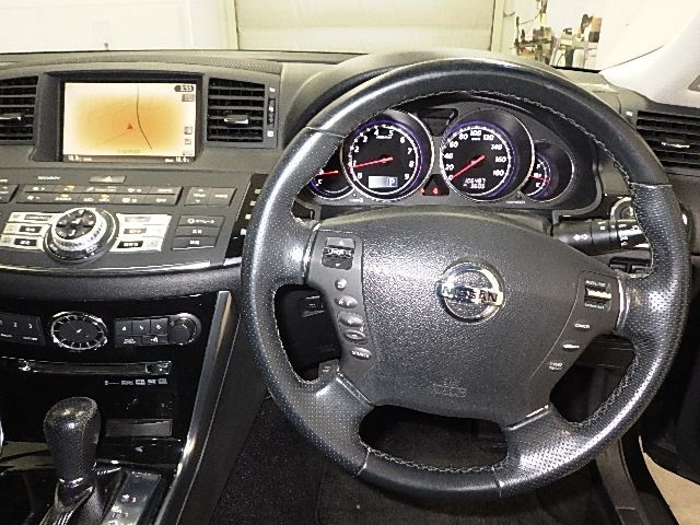 NISSAN FUGA 2008