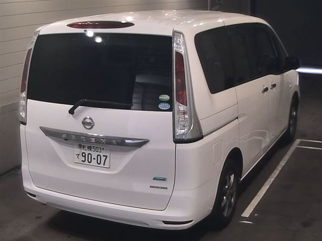 NISSAN SERENA 2013