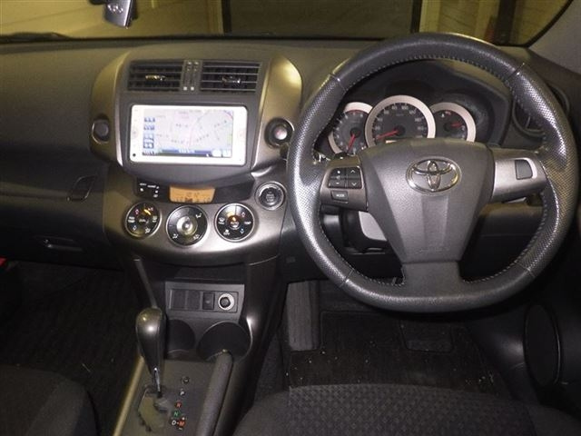 TOYOTA VANGUARD 2013
