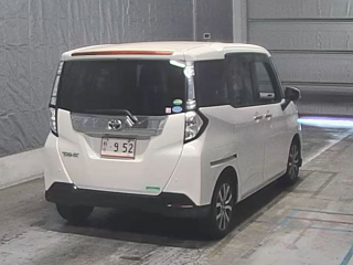 TOYOTA TANK 2017