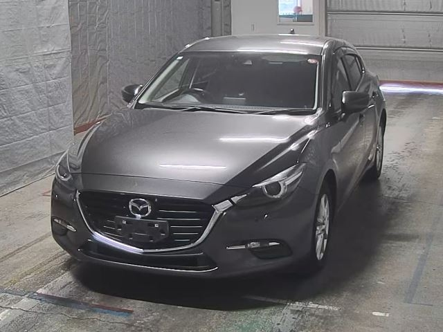MAZDA AXELA 2018