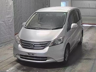 HONDA FREED 2009