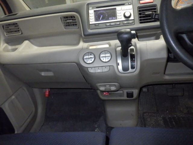 HONDA LIFE 2010