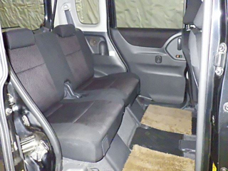 SUZUKI PALETTE 2011