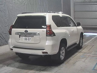 TOYOTA LAND CRUISER PRADO 2019