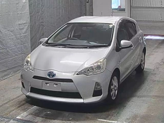 TOYOTA AQUA 2014