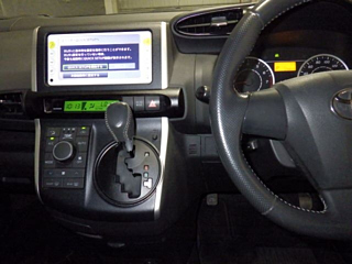 TOYOTA WISH 2011