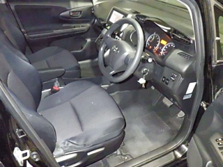 TOYOTA WISH 2012