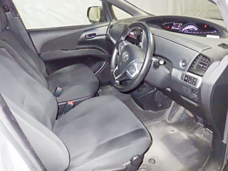 TOYOTA ESTIMA 2019