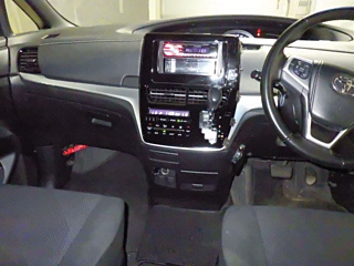 TOYOTA ESTIMA 2019