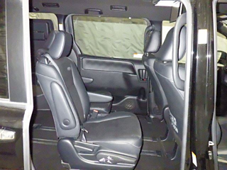 TOYOTA NOAH 2017