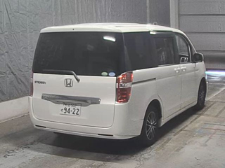 HONDA STEP WAGON 2012