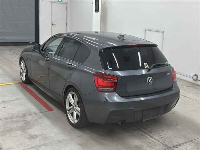 BMW 1 SERIES 2012