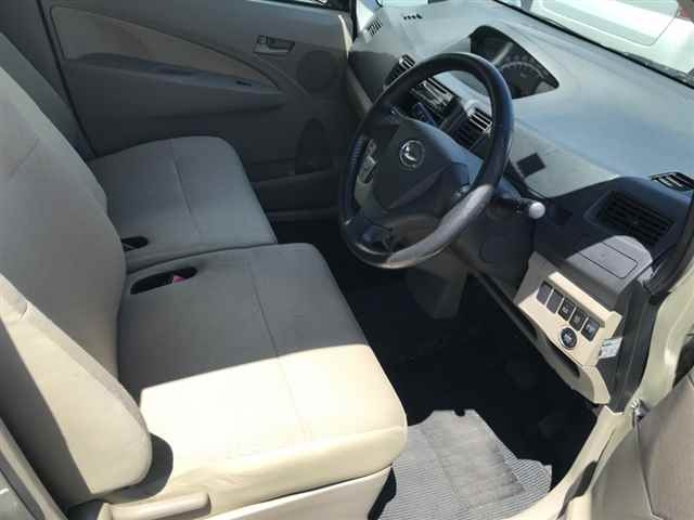 DAIHATSU MOVE 2012