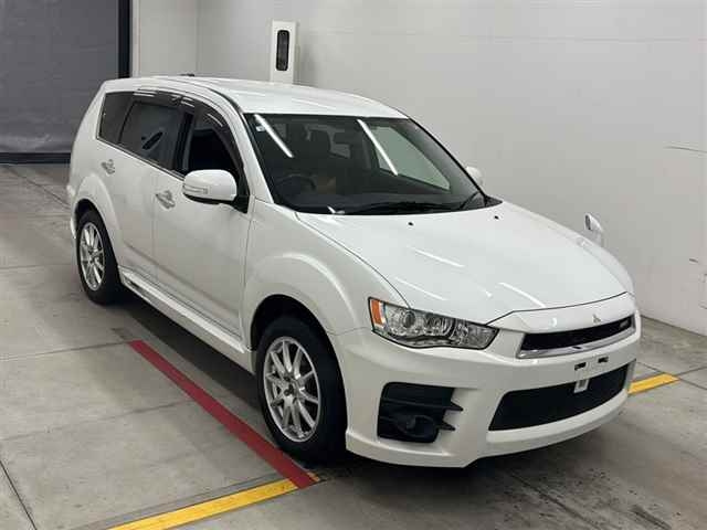 MITSUBISHI OUTLANDER 2010